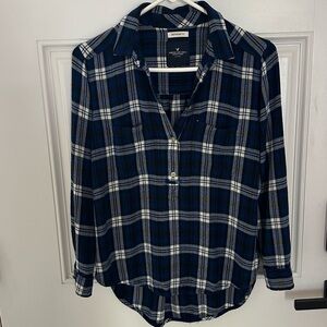 American Eagle Flannel Top